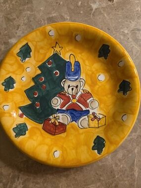 Gibson Yellow Teddy Bear Nutcracker Plate with Green Tree and Blue Hat